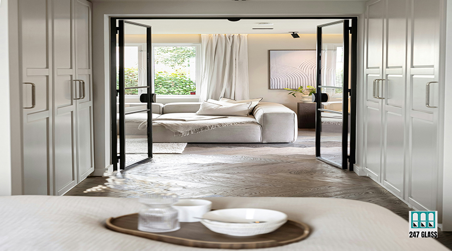 alex-tyson-j9INXB0h0XQ-unsplash Glass Door Service for Homes and Offices