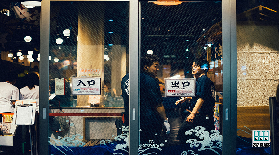 andrew-leu-Iy0yINEDVfs-unsplash Porch Door Glass Repair