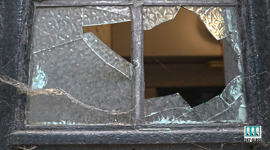 call-me-fred-XkYAM21-HXI-unsplash Glass Repair Services