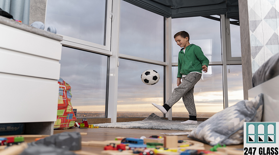 kid-playing-his-room kid-playing-his-room