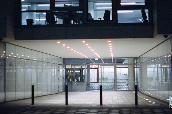Commercial Door Glass Repair Near You