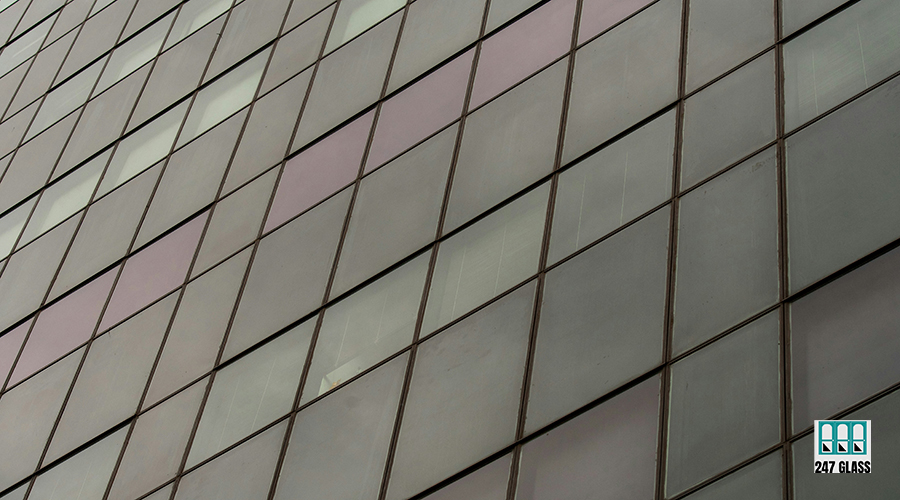 fellipe-ditadi-K8OzGEa55Po-unsplash storefront window replacement