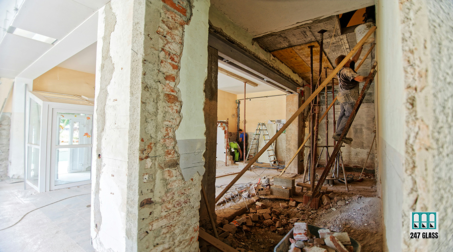 milivoj-kuhar-Te48TPzdcU8-unsplash window installation