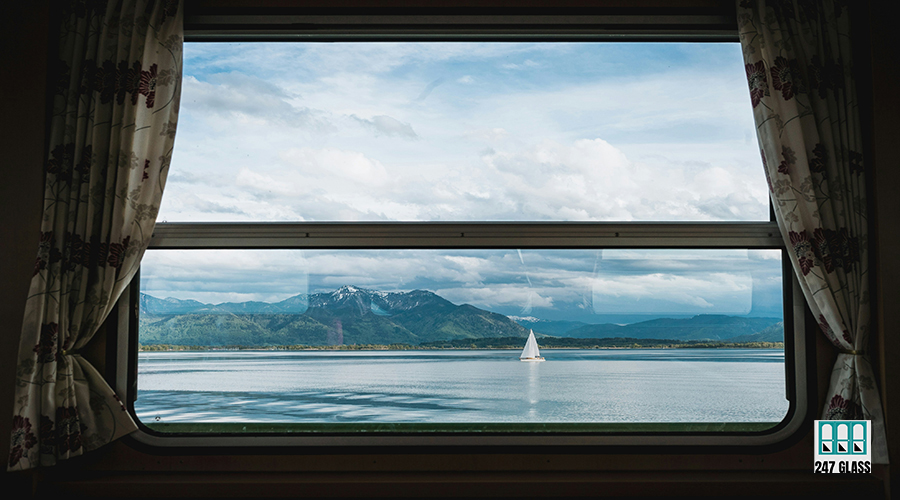 jorg-angeli-qHeCtaaeT3g-unsplash commercial window repair door