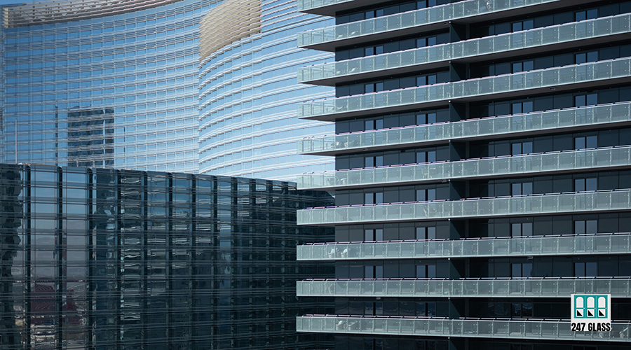 levi-meir-clancy-6ZP33-lHqj4-unsplash balcony door glass repair