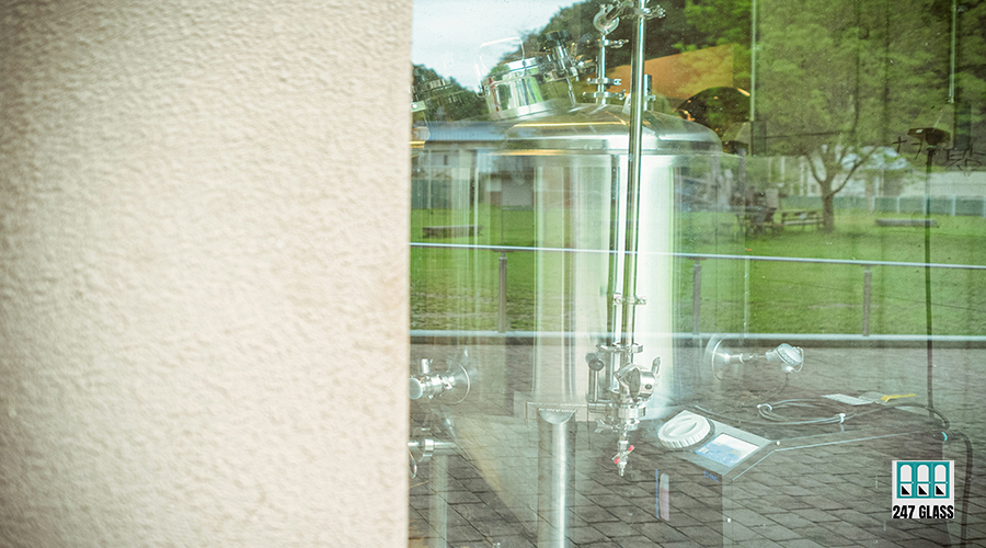 commercial glass door installation