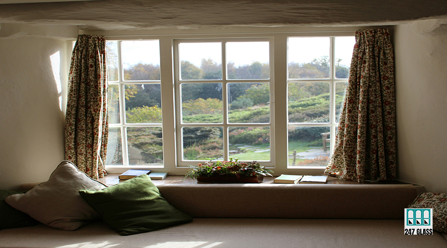 rob-wingate-Fd9tUmRBJzk-unsplash commercial window repair door