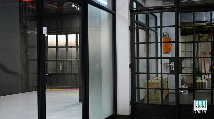 commercial glass door replacement